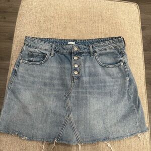 Old Navy Mini Denim Skirt - size 14 women.